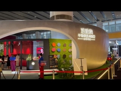 鮮やかな色彩とロック・パッテンのカウンタートップを持つファディオールSSキャビネット