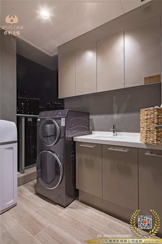 Corrosion Resistance Laundry Metal Cabinet Stylish And Good Functionality